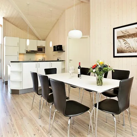 8-person With Sauna Ferienhaus